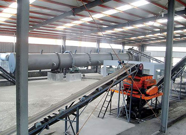 小型有機(jī)肥生產(chǎn)線設(shè)備實(shí)拍